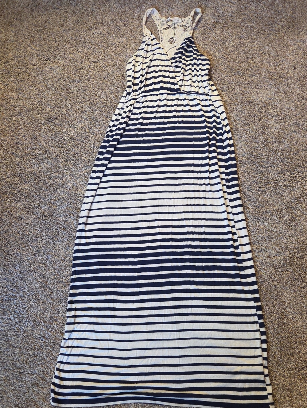 Love Tree Maxi Dress with Lace Back Women's Size Medium
